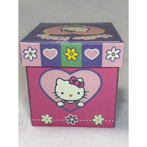 Hello Kitty Pink & Purple Square Box - The Meaning Of Friendship Design - Picture 5 of 9